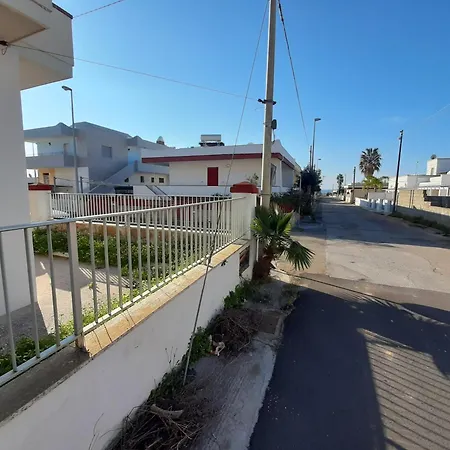 شقة Trilocale Pescoluse Fronte Mare مارينا دي بيسكولوس